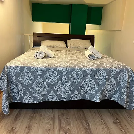 Cozy Mezonette Near City Center Near Metro Station Athens
