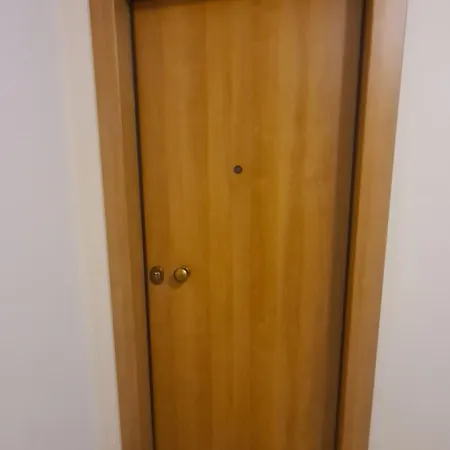 Apartment Cozy Mezonette Near City Center Near Metro Station *