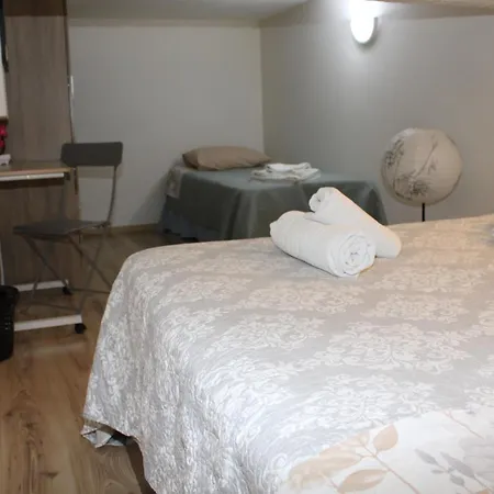 Apartment Cozy Mezonette Near City Center Near Metro Station *